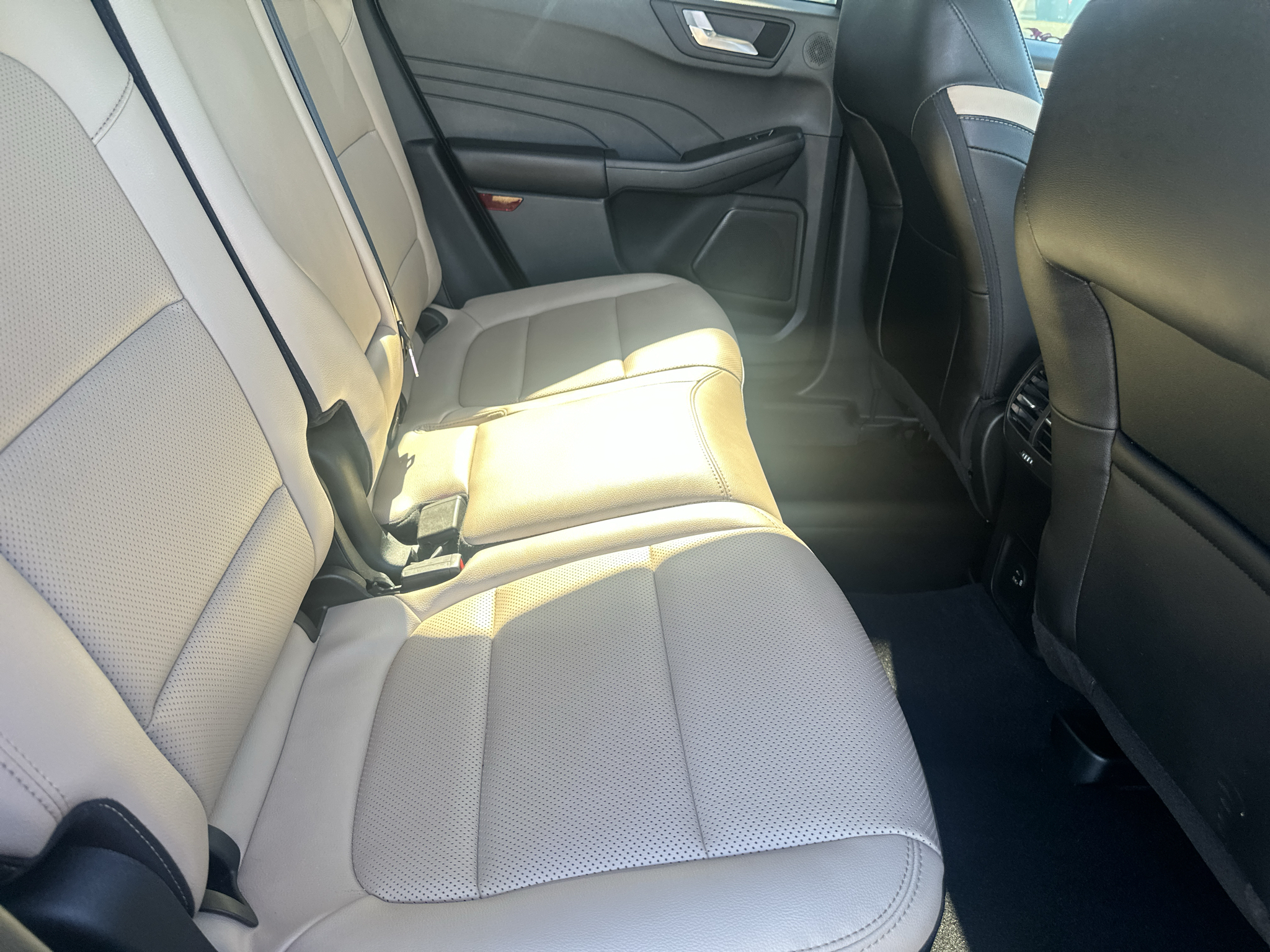 Used 2022 Ford Escape Hybrid SUV