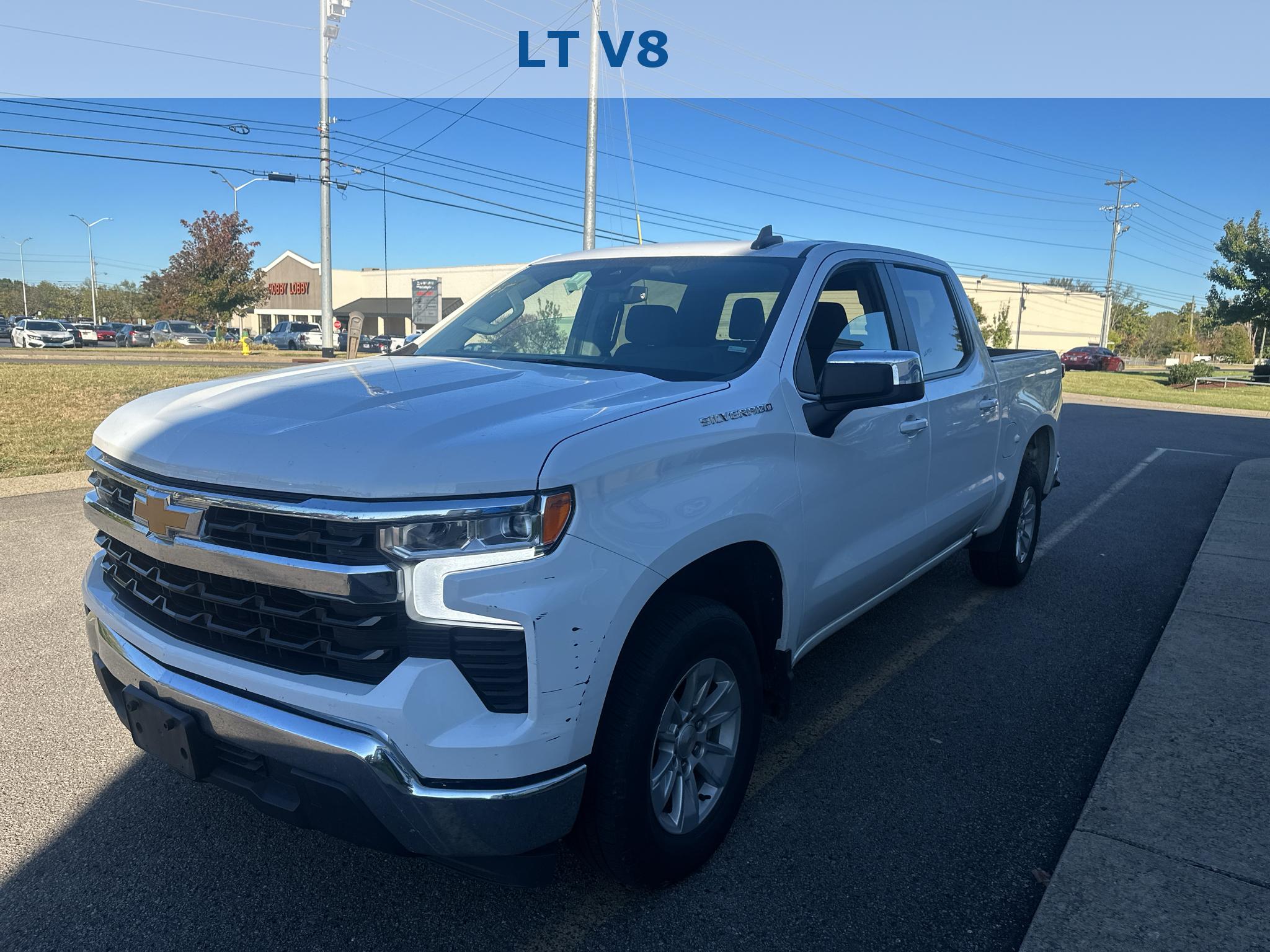 Vehicle photo 8