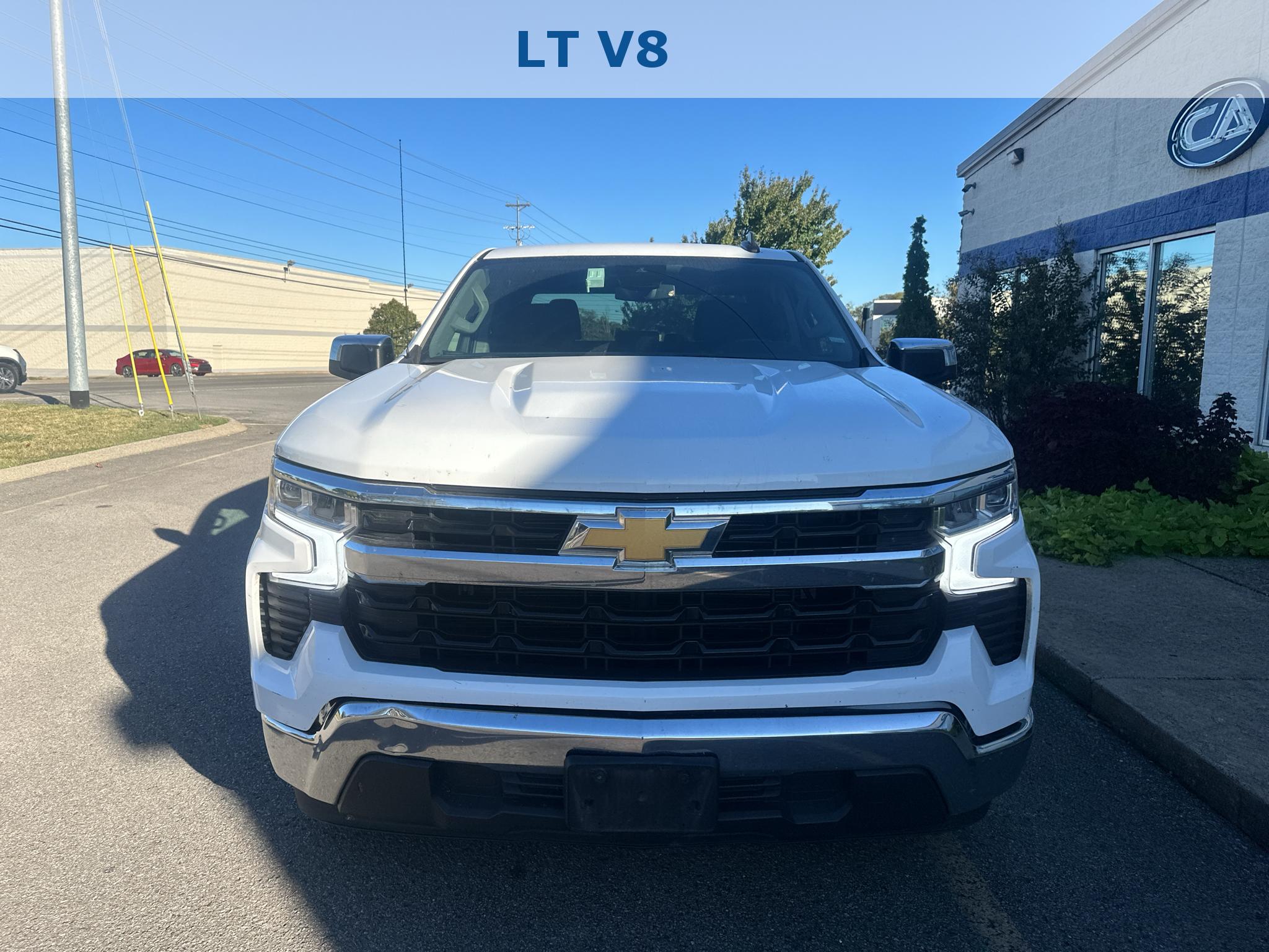 Vehicle photo 9