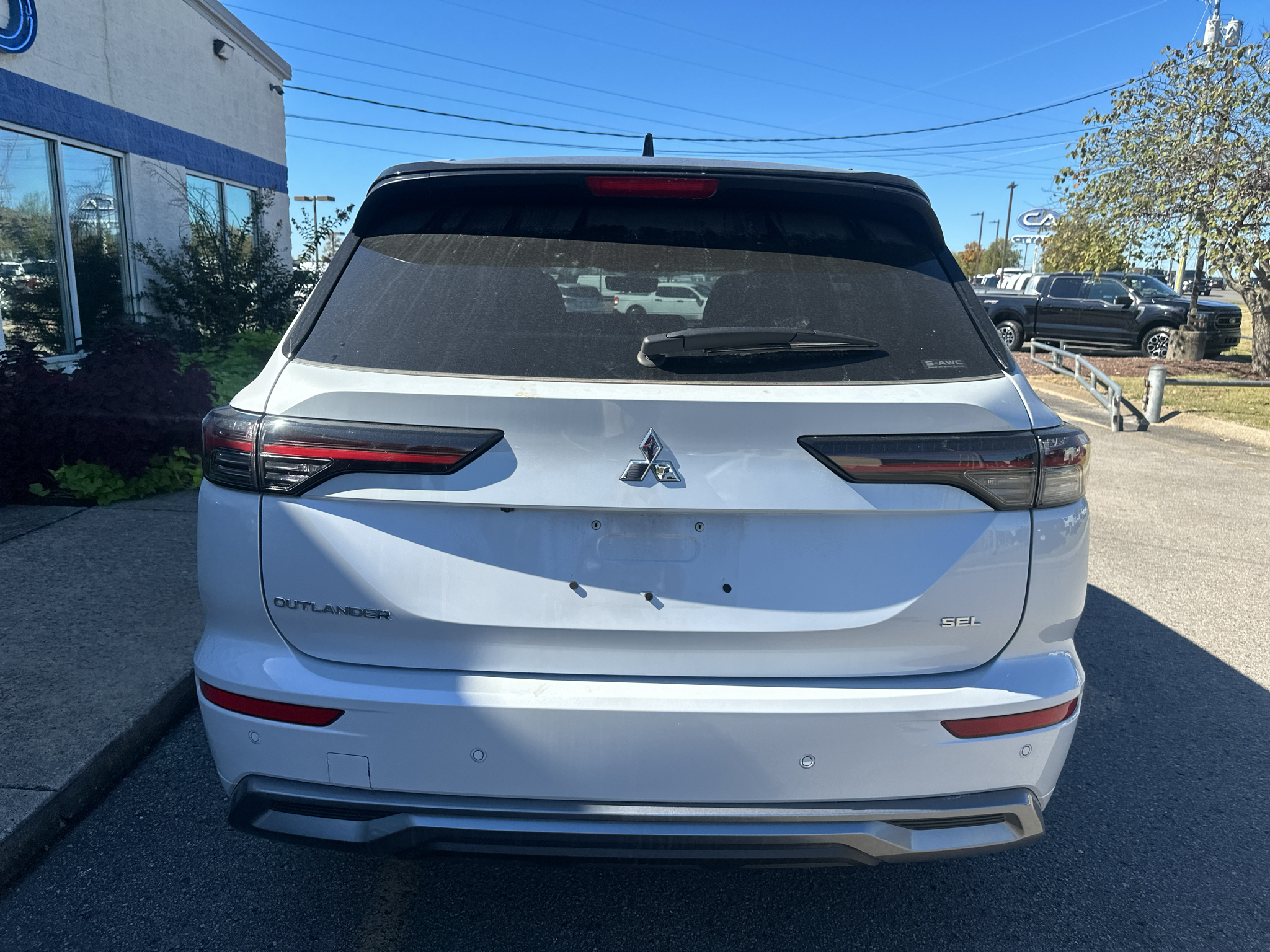 Used 2025 Mitsubishi Outlander SUV