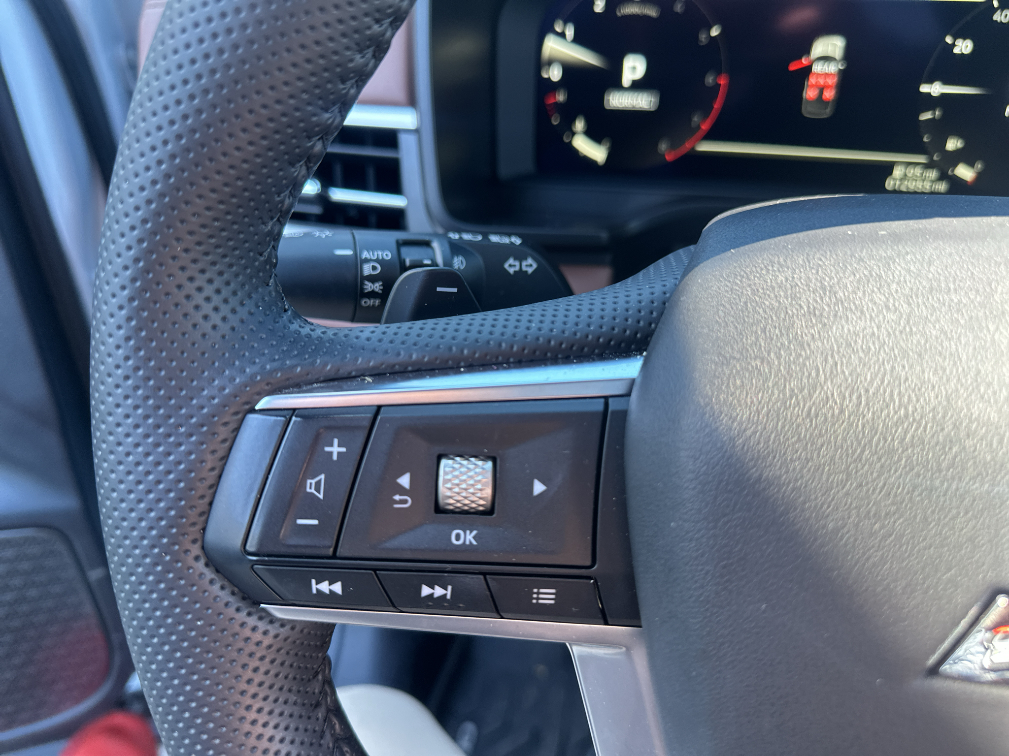 Used 2025 Mitsubishi Outlander SUV