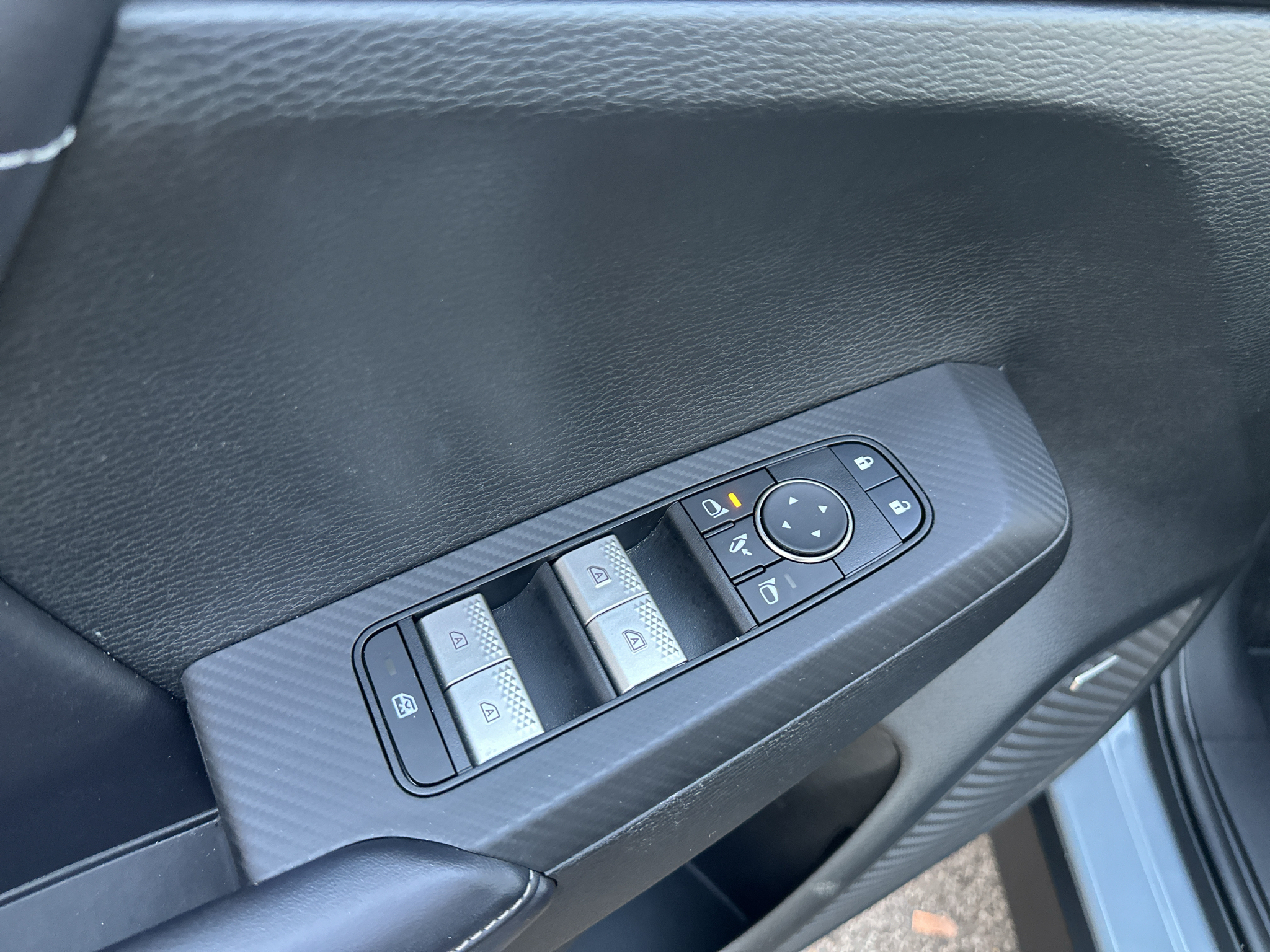 Used 2025 Mitsubishi Outlander SUV