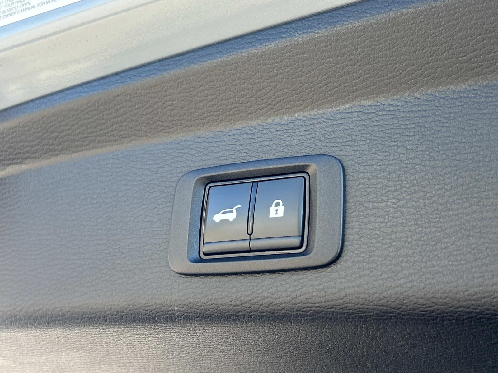 Used 2025 Mitsubishi Outlander SUV