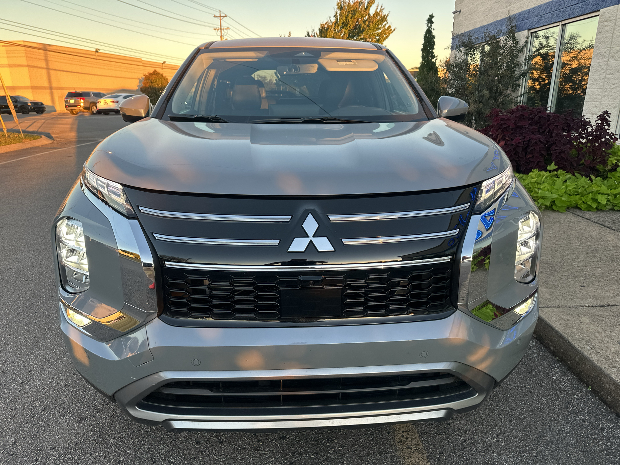 Used 2025 Mitsubishi Outlander SUV