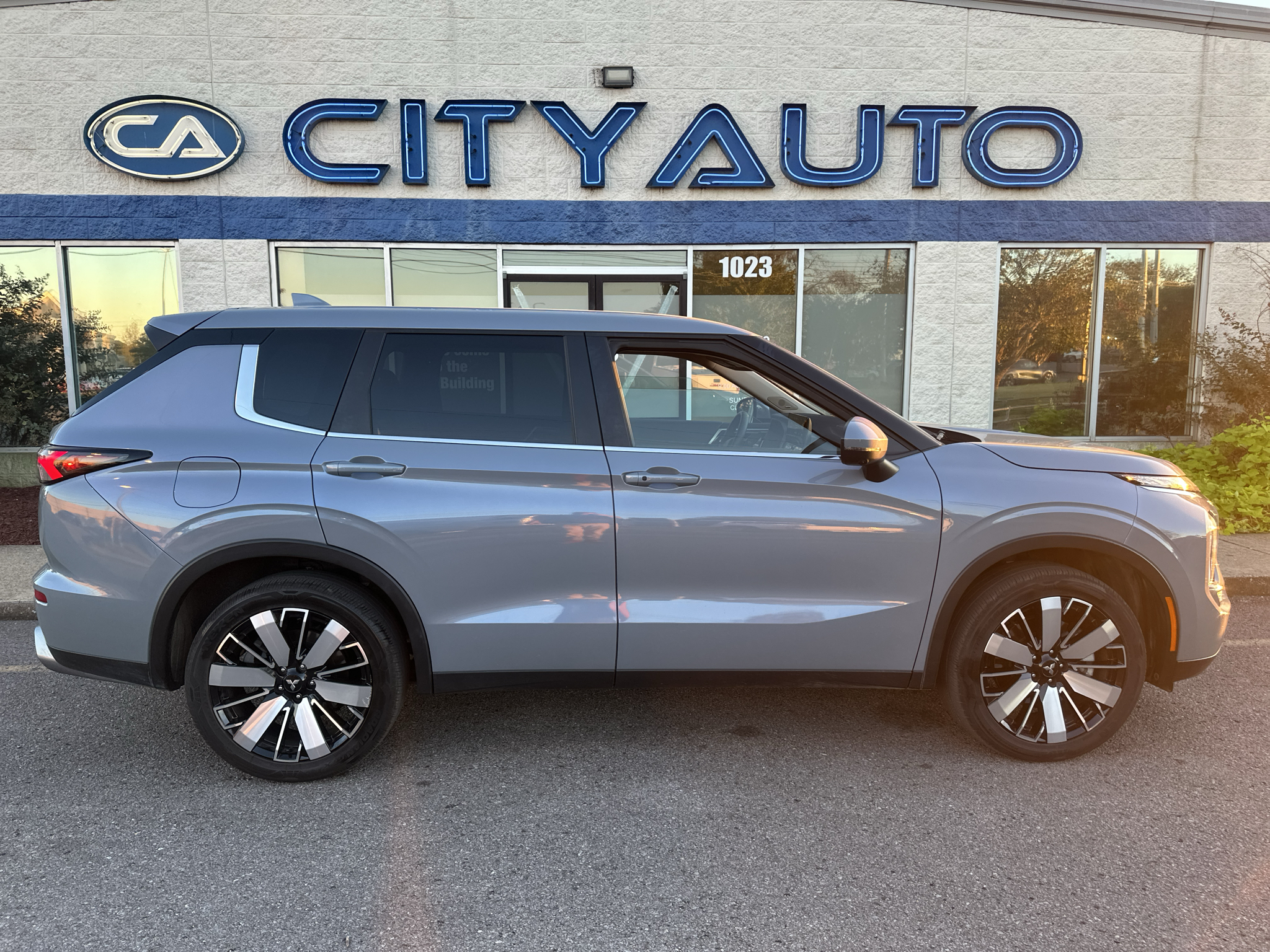 Used 2025 Mitsubishi Outlander SUV