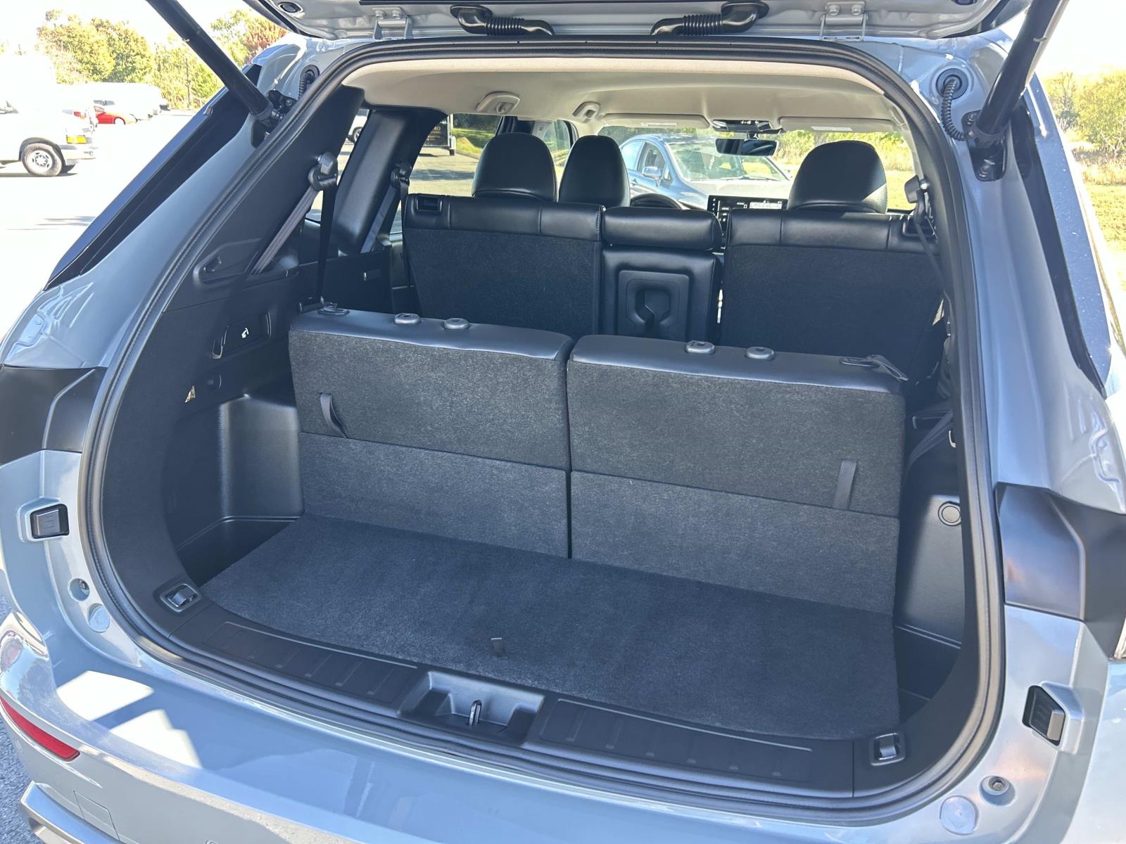 Used 2025 Mitsubishi Outlander SUV