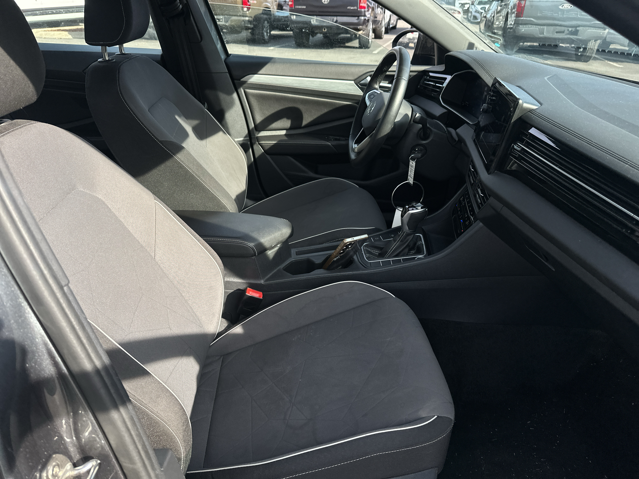 Used 2025 Volkswagen Jetta Sedan
