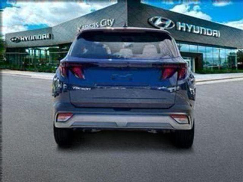 2025 Hyundai Tucson SEL photo 2