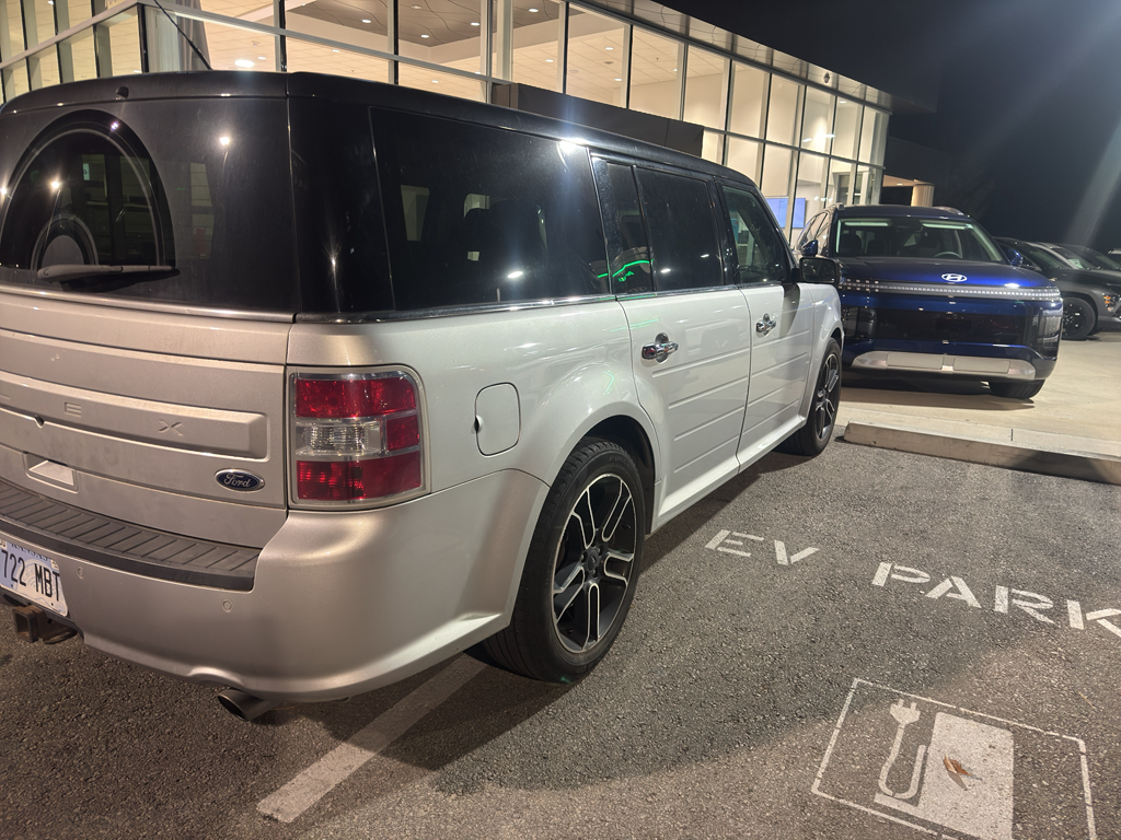 2015 Ford Flex SEL photo 3