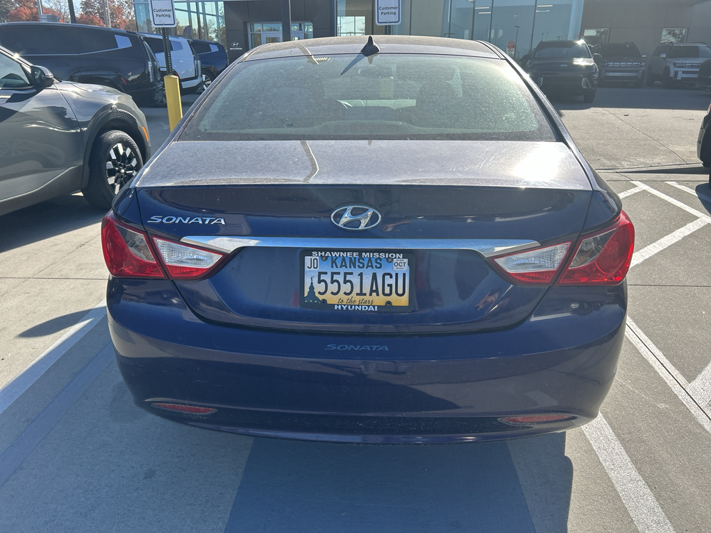 2013 Hyundai Sonata GLS photo 4