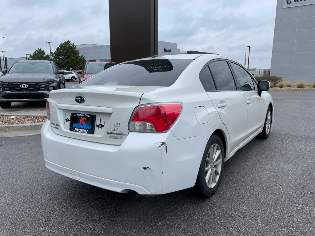 2013 Subaru Impreza Premium photo 2
