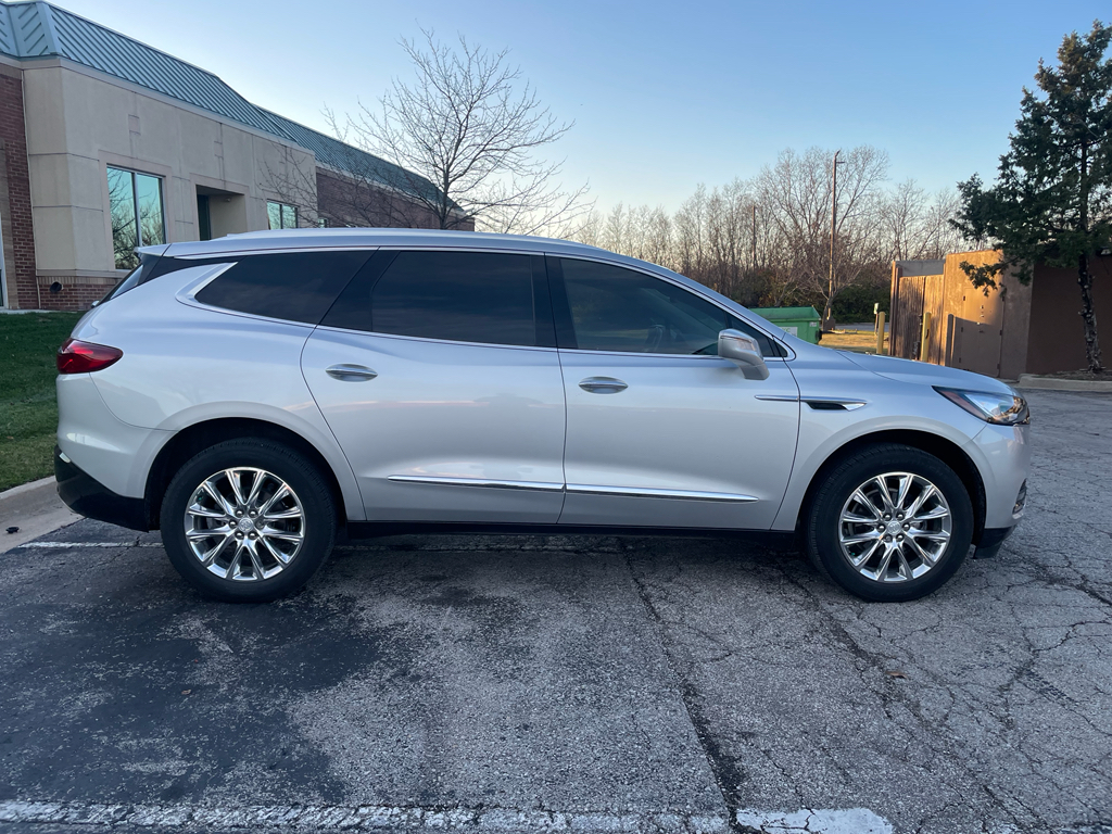 2019 Buick Enclave Essence photo 3