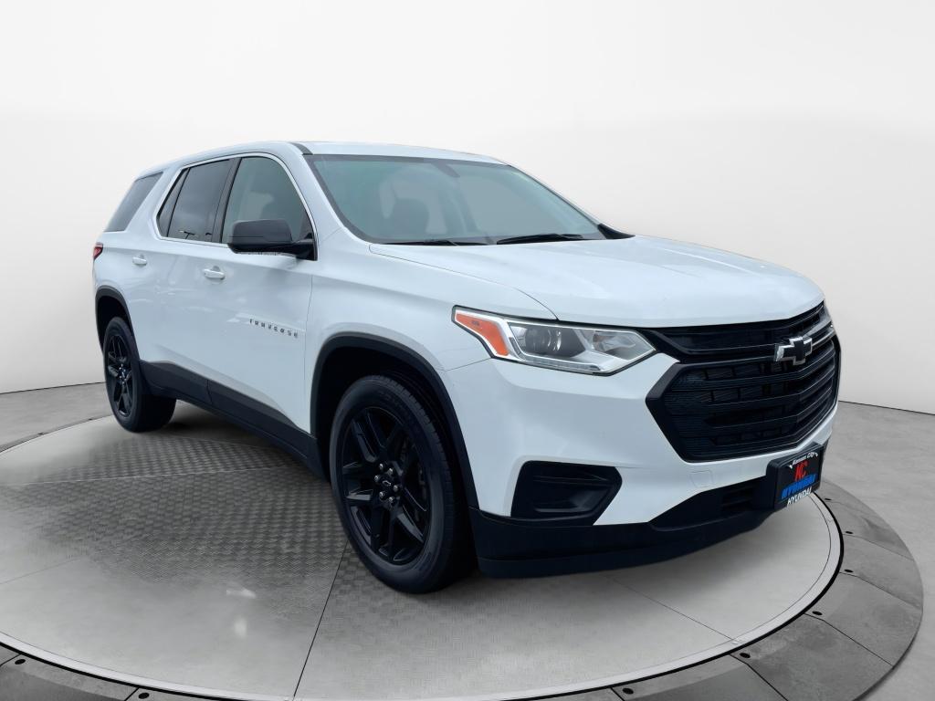 2021 Chevrolet Traverse LS photo 4