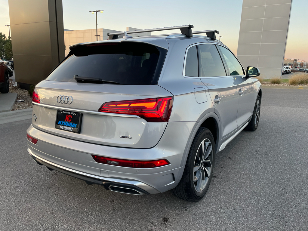 2023 Audi Q5 S line Premium Plus photo 2