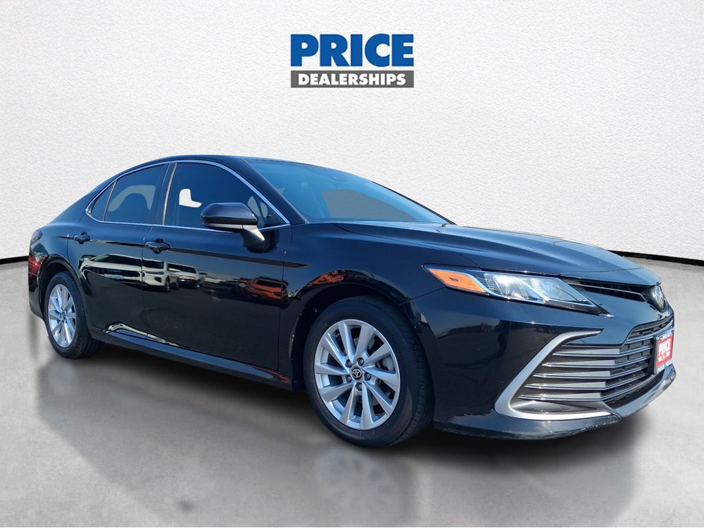 2021 Toyota Camry LE