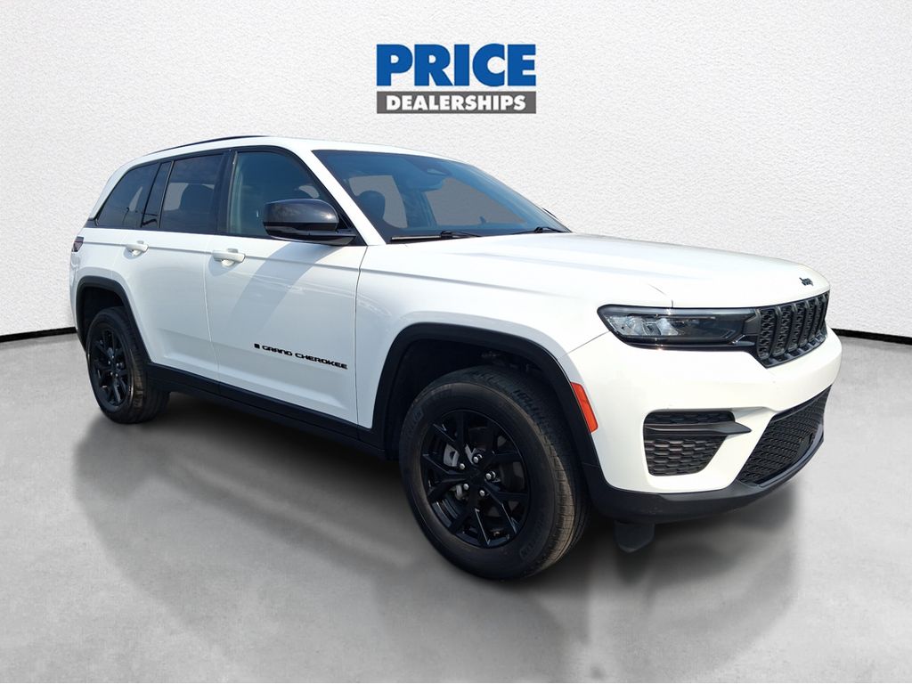 2024 Jeep Grand Cherokee Laredo