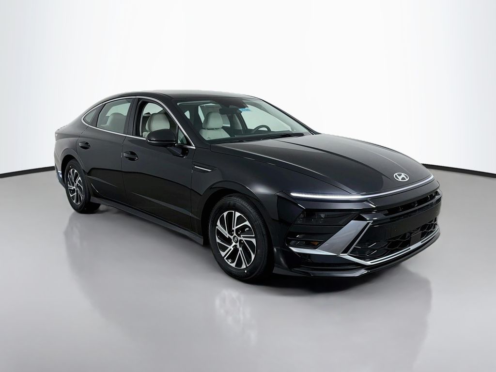 2026 Hyundai Sonata Hybrid