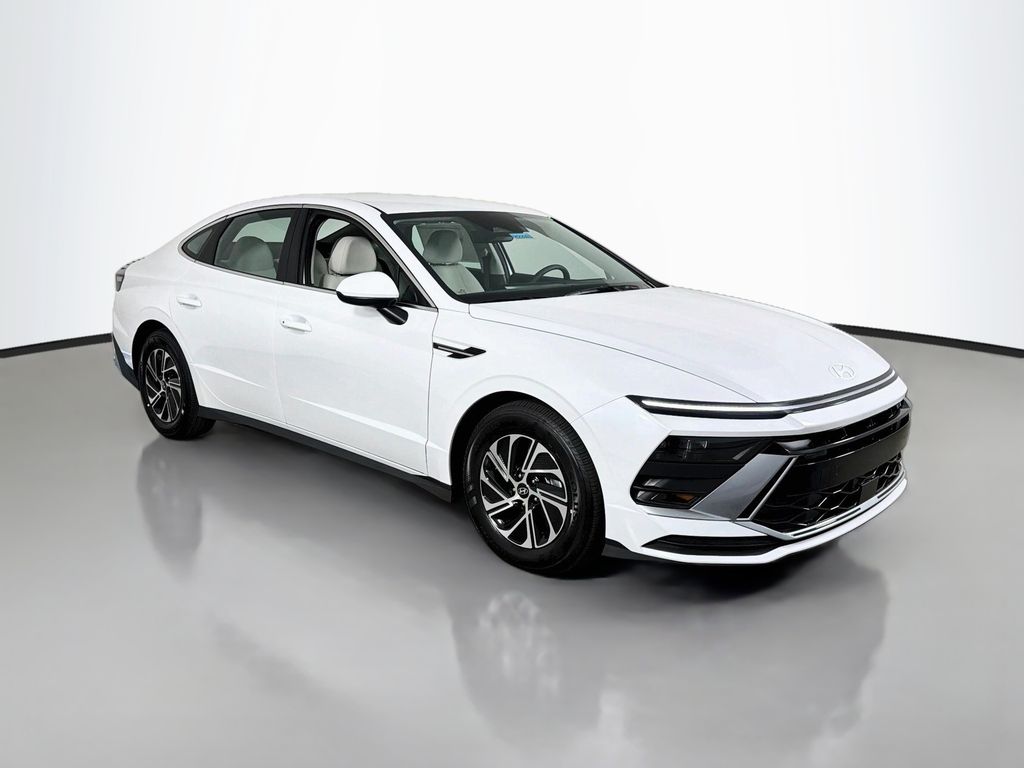 2026 Hyundai Sonata Hybrid