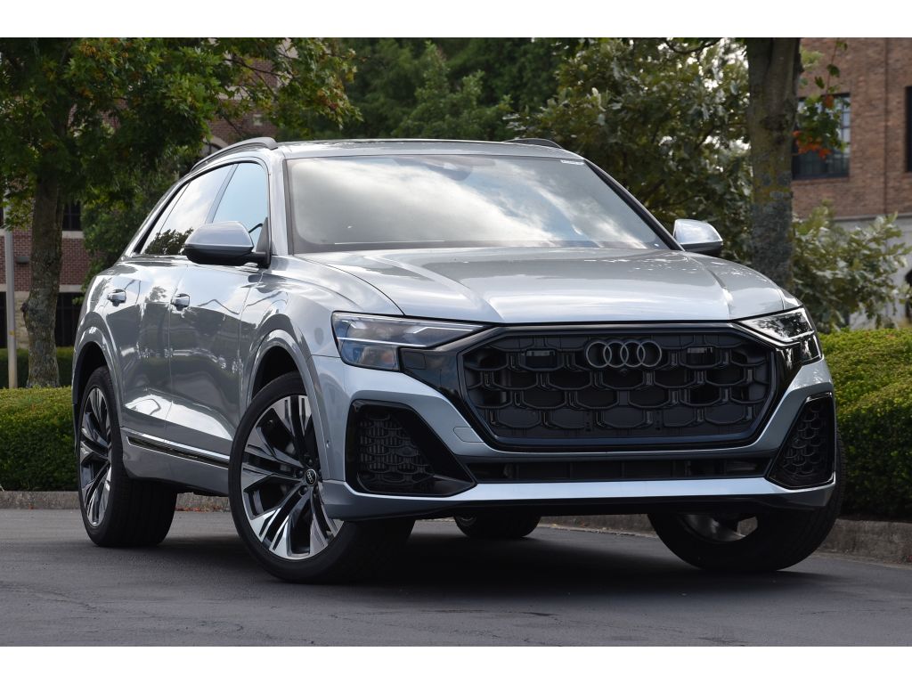 2025 Audi Q8