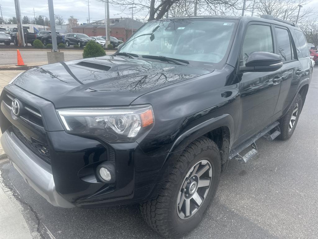 2020 Toyota 4Runner TRD Premium photo 2