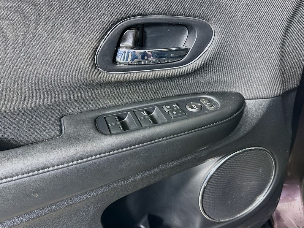 2022 Honda HR-V EX photo 16