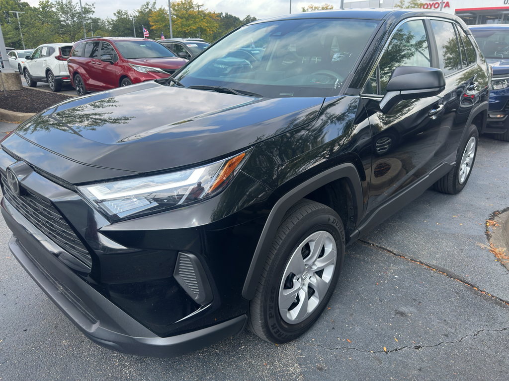 Used 2024 Toyota RAV4 LE with VIN 2T3F1RFV3RC417606 for sale in Northfield, Minnesota
