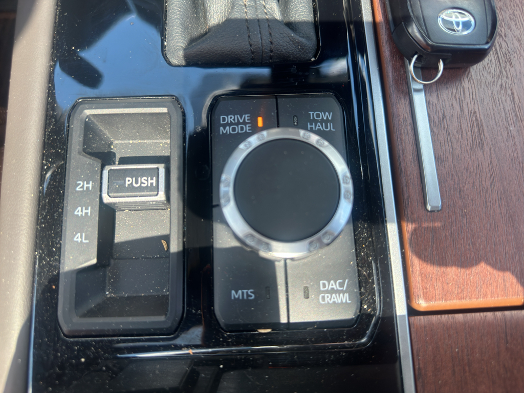 2024 Toyota Tundra 1794 Edition photo 8