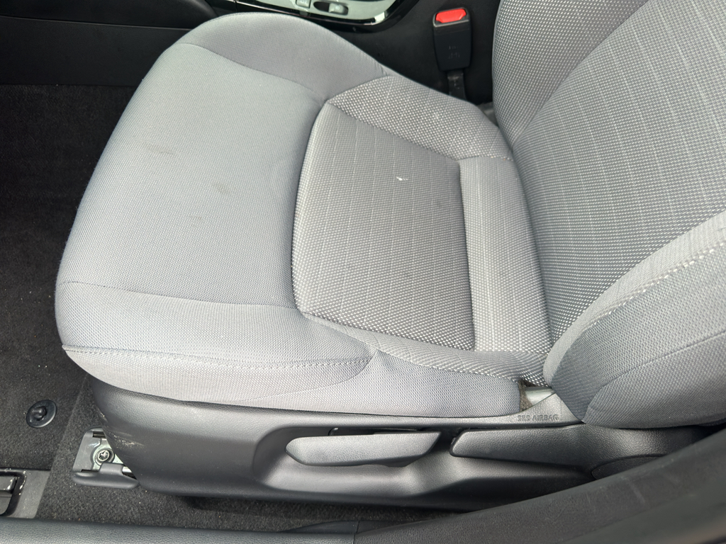 2023 Toyota Corolla SE photo 6