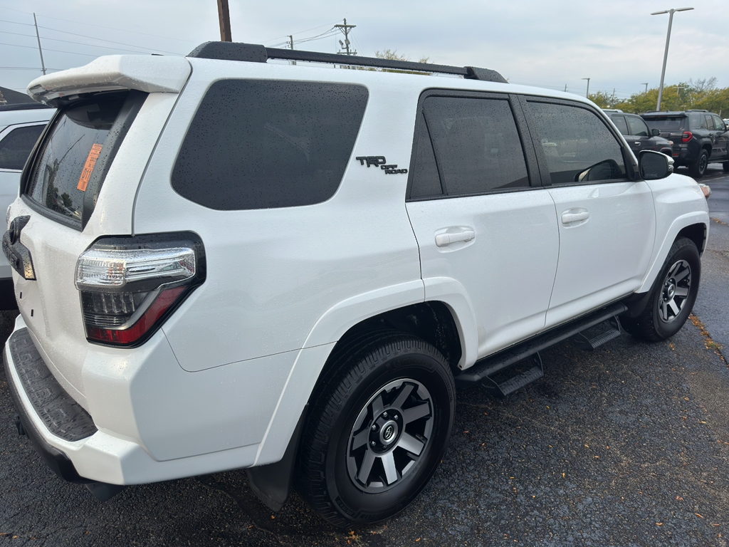 2020 Toyota 4Runner TRD Premium photo 4