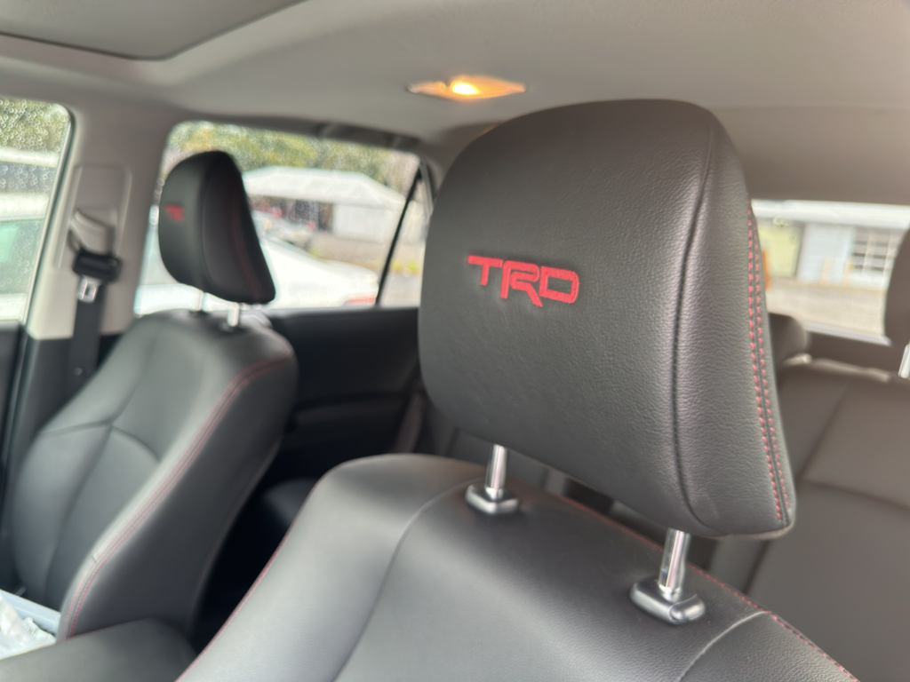 2020 Toyota 4Runner TRD Premium photo 8