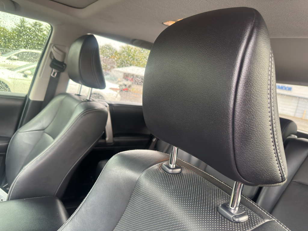 2018 Toyota 4Runner Limited photo 9