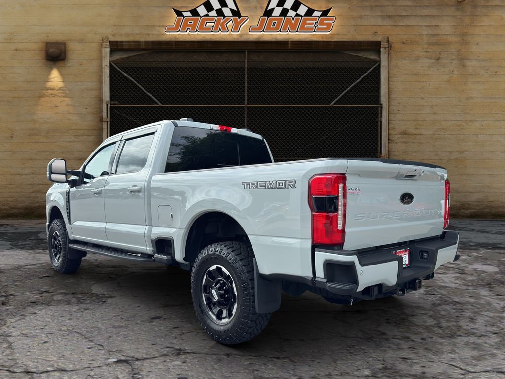 Used 2025 Ford F-350 Super Duty Truck