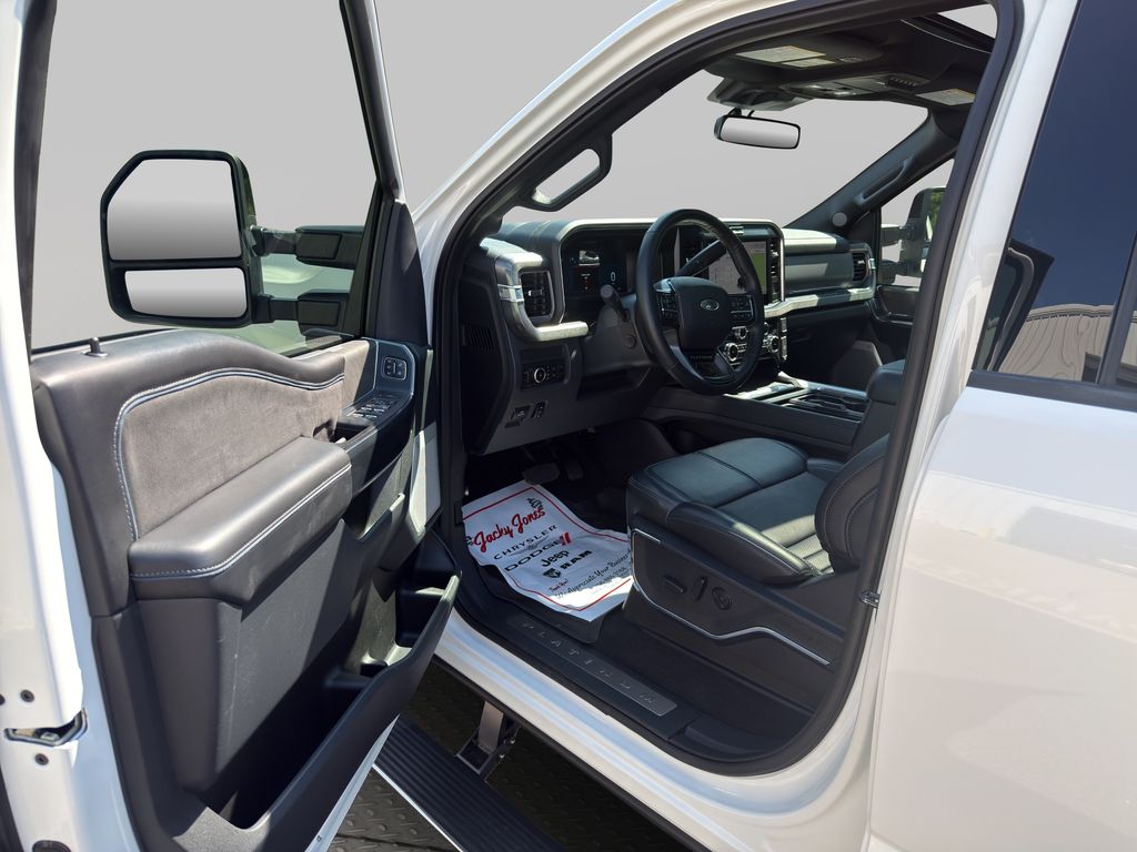 Used 2025 Ford F-250 Super Duty Truck