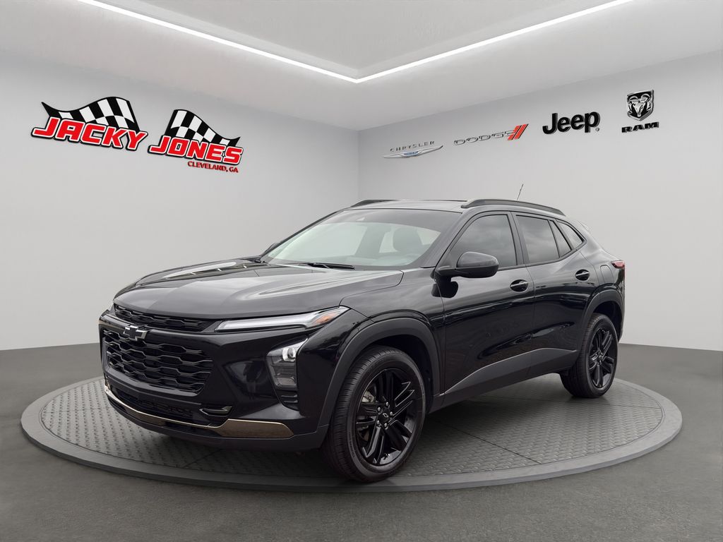 Used 2025 Chevrolet Trax SUV