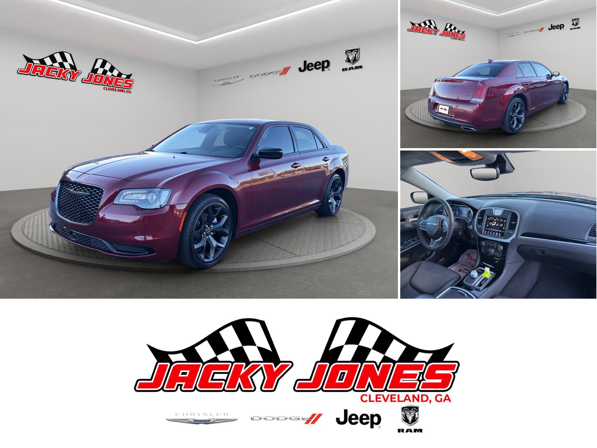 2023 Chrysler 300