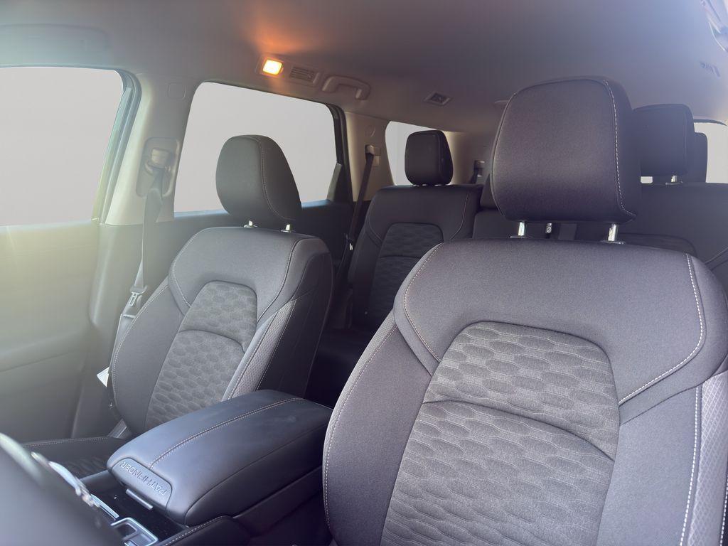 Used 2026 Nissan Pathfinder SUV