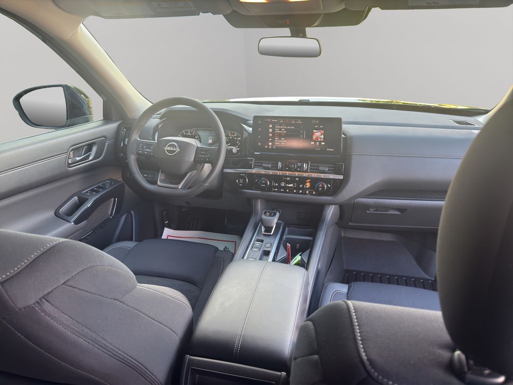 Used 2026 Nissan Pathfinder SUV