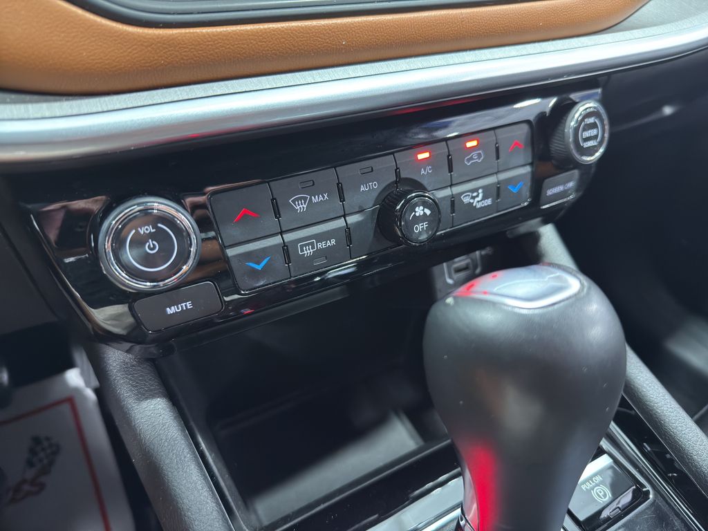Used 2025 Jeep Compass SUV