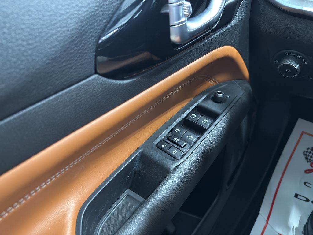 Used 2025 Jeep Compass SUV