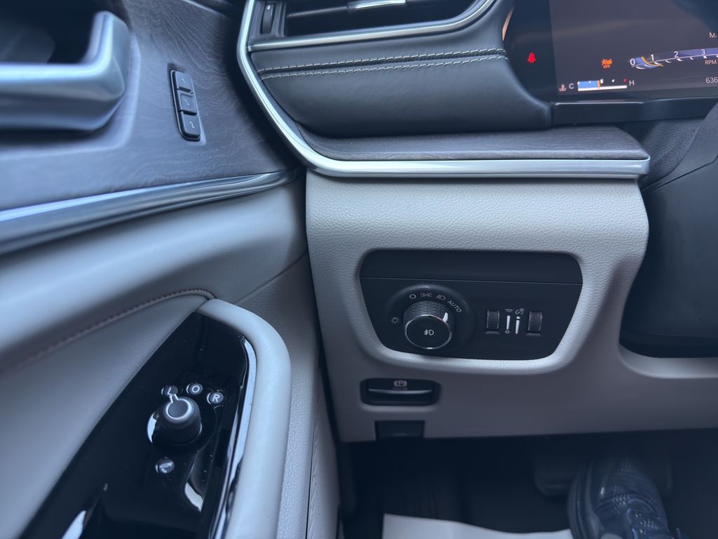 Used 2022 Jeep Grand Cherokee SUV