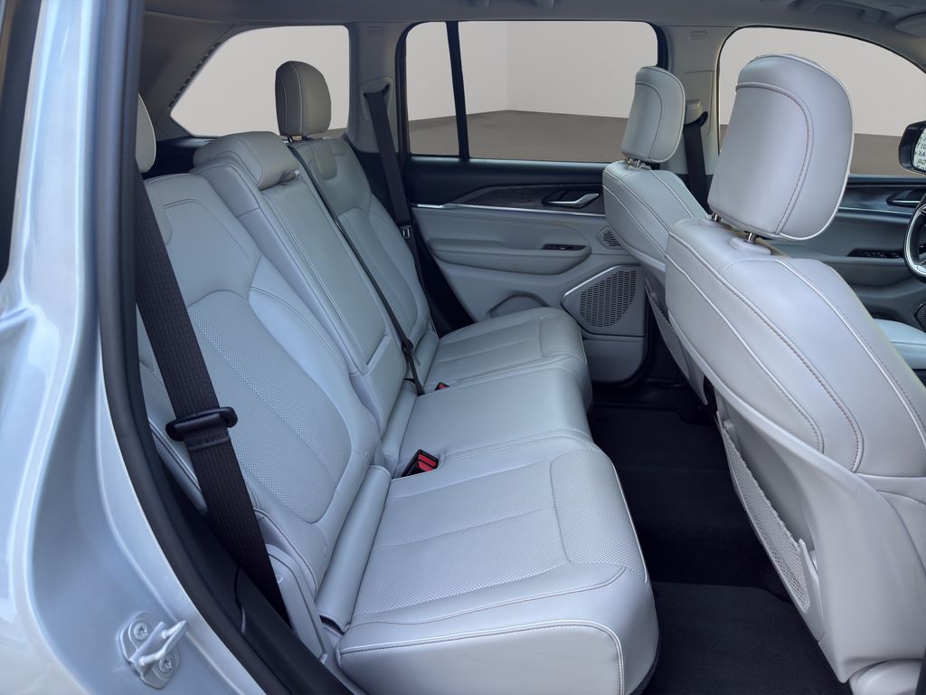 Used 2022 Jeep Grand Cherokee SUV