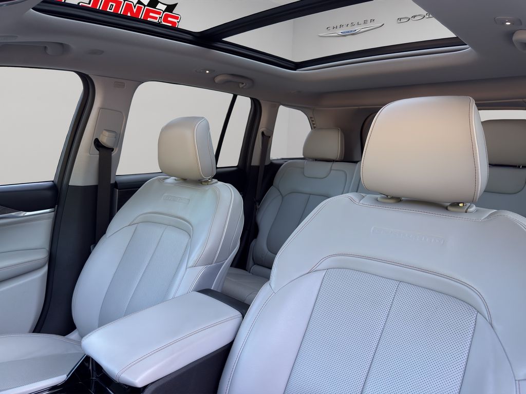 Used 2022 Jeep Grand Cherokee SUV