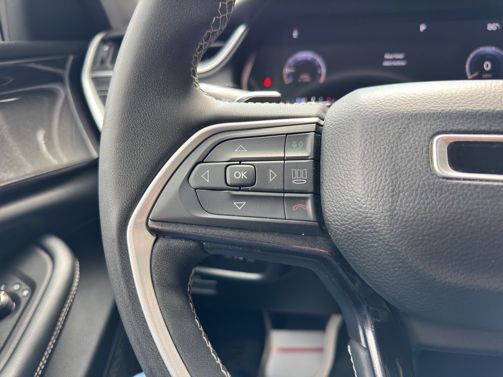 Used 2023 Jeep Grand Cherokee L SUV