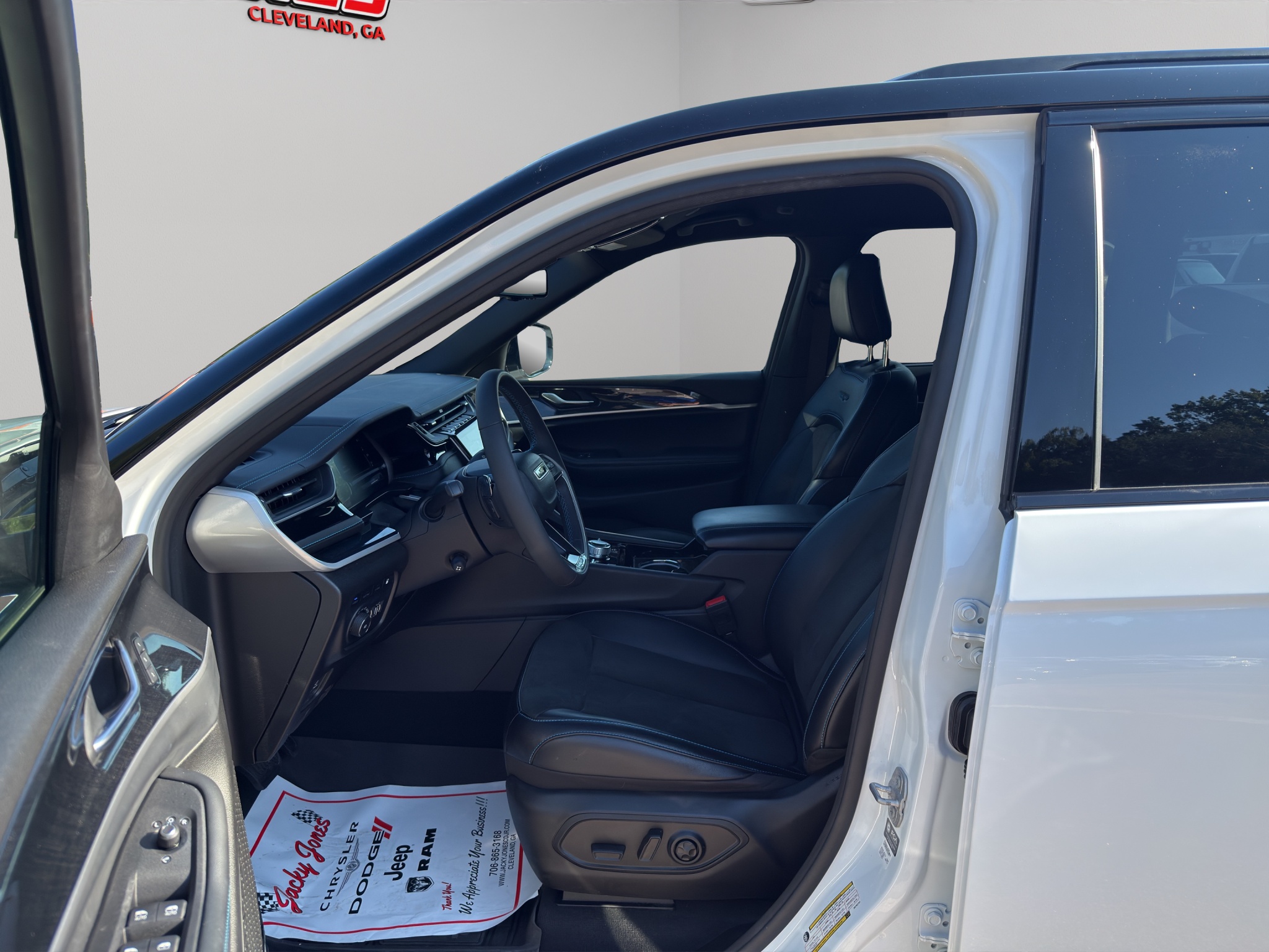 Used 2022 Jeep Grand Cherokee 4xe SUV