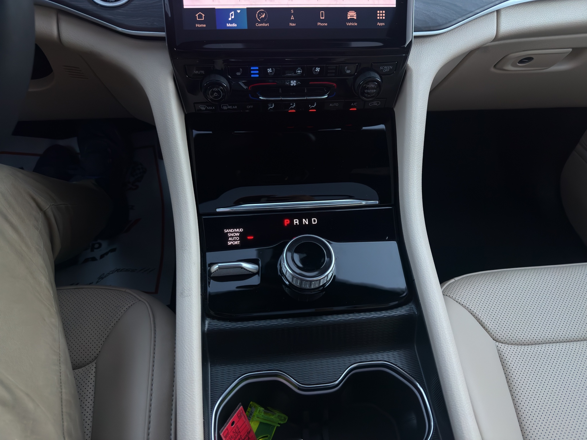 Used 2024 Jeep Grand Cherokee SUV