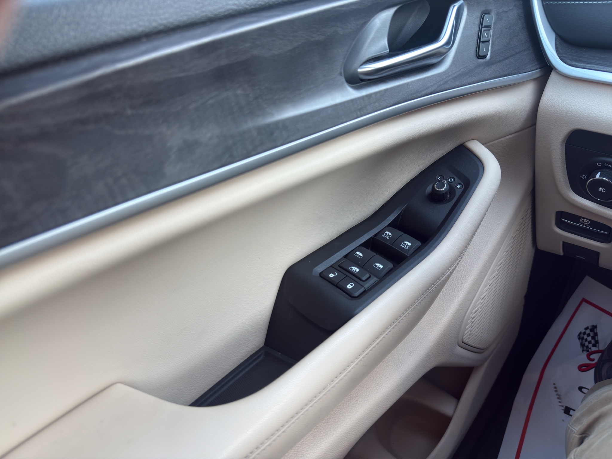 Used 2024 Jeep Grand Cherokee SUV
