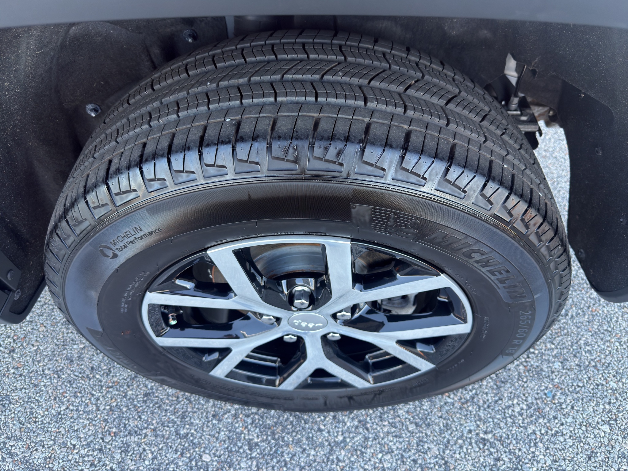 Used 2024 Jeep Grand Cherokee SUV