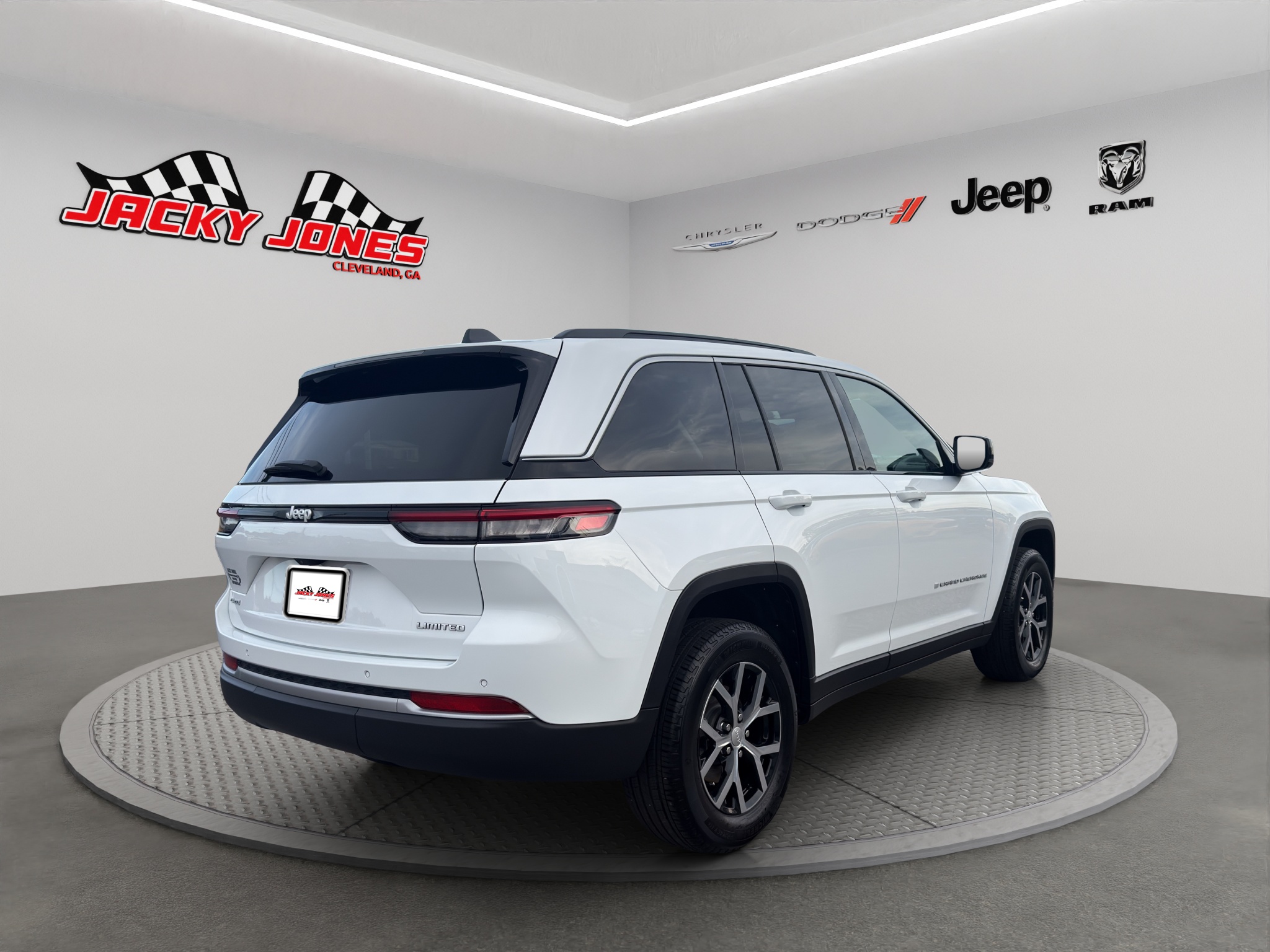 Used 2026 Jeep Grand Cherokee SUV