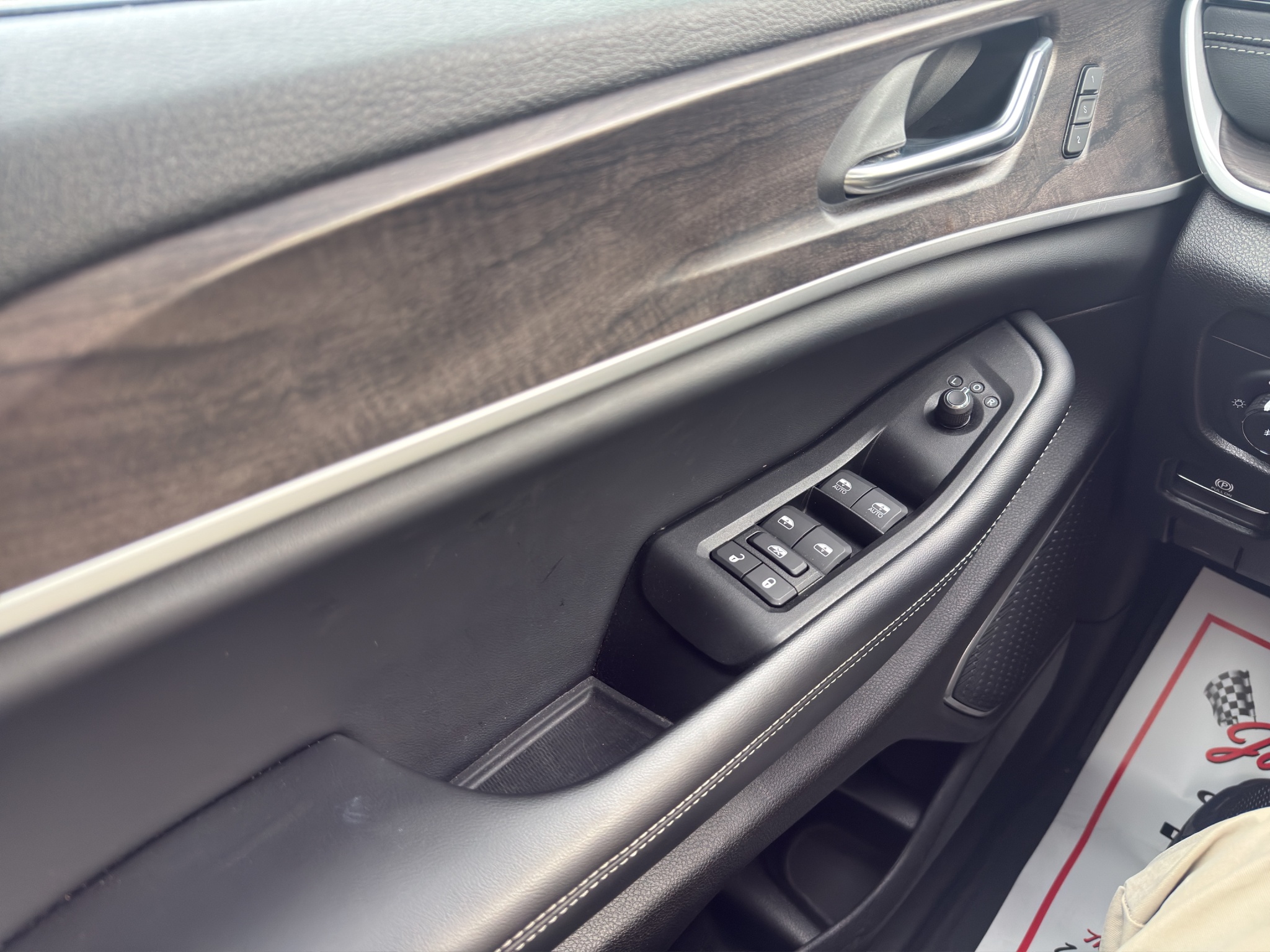 Used 2026 Jeep Grand Cherokee SUV