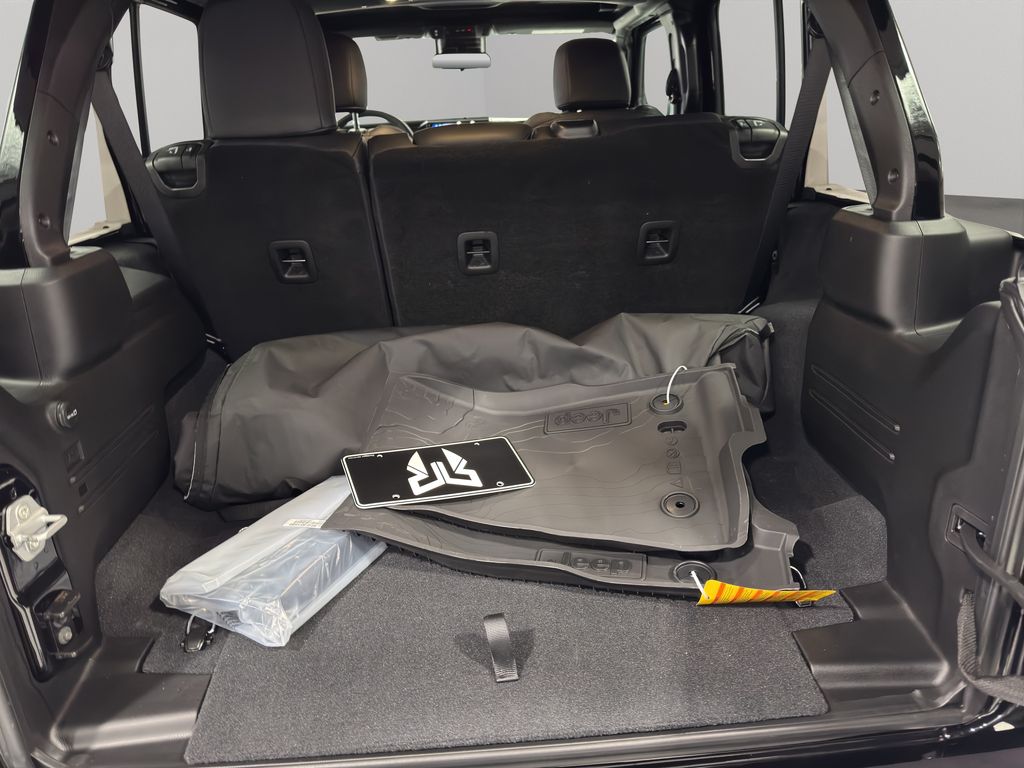 2025 Jeep Wrangler Willys photo 3